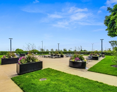 155 N Harbor Drive - Photo Thumbnail 14