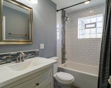 2537 Willow Street - Photo Thumbnail 9