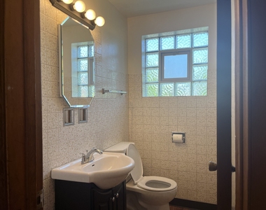 9515 S Michigan Avenue - Photo Thumbnail 7