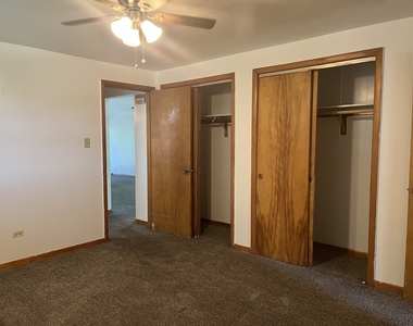 9515 S Michigan Avenue - Photo Thumbnail 5