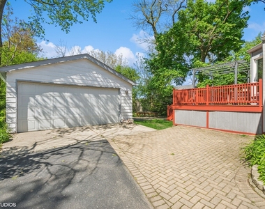 344 W Maple Street - Photo Thumbnail 14