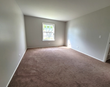 1460 Seven Pines Road - Photo Thumbnail 9