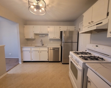 1460 Seven Pines Road - Photo Thumbnail 5