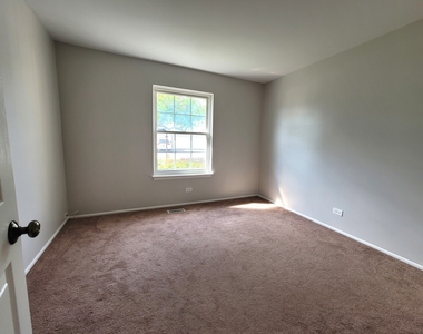 1460 Seven Pines Road - Photo Thumbnail 7
