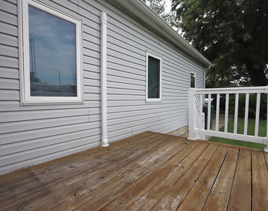 312 E North Street - Photo Thumbnail 20