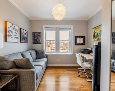 3214 W Berteau Avenue - Photo Thumbnail 6