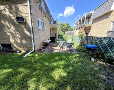 11954 S Kildare Avenue - Photo Thumbnail 13