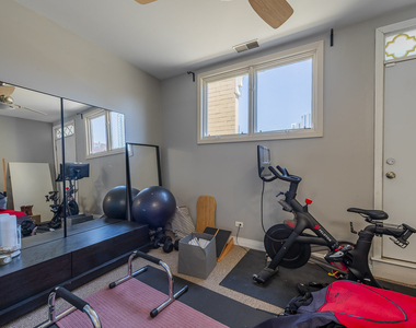 127 E 18th Street - Photo Thumbnail 13