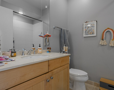 127 E 18th Street - Photo Thumbnail 9