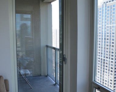 345 N Lasalle Street - Photo Thumbnail 10