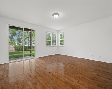 2421 Madiera Court - Photo Thumbnail 16