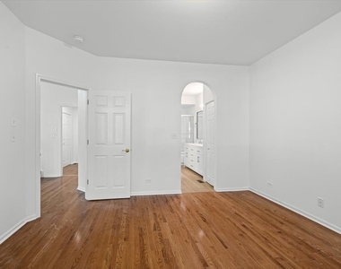 2421 Madiera Court - Photo Thumbnail 21