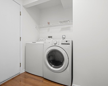 2421 Madiera Court - Photo Thumbnail 35