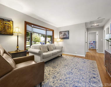 363 Marion Avenue - Photo Thumbnail 2