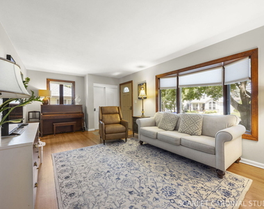 363 Marion Avenue - Photo Thumbnail 1