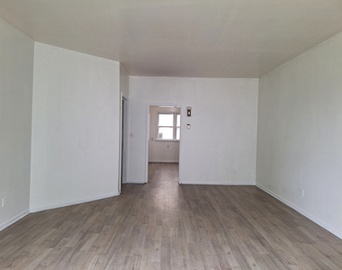 214 S Bloomington Street - Photo Thumbnail 1