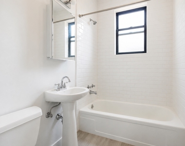 640 W Waveland Avenue - Photo Thumbnail 6