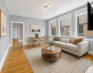 640 W Waveland Avenue - Photo Thumbnail 1