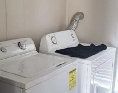950 40th Street - Photo Thumbnail 15