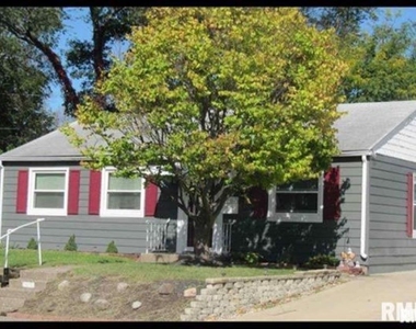 950 40th Street - Photo Thumbnail 1