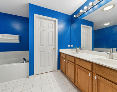 122 Bay Drive - Photo Thumbnail 12