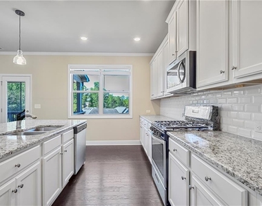 3204 Ivy Farm Path - Photo Thumbnail 15