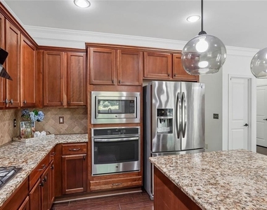 5811 Kendrix Ridge Drive - Photo Thumbnail 28