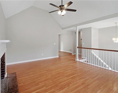 3006 Mistymorn Trace - Photo Thumbnail 5