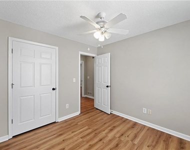 3006 Mistymorn Trace - Photo Thumbnail 18