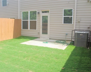 5336 Brooklands Drive - Photo Thumbnail 2