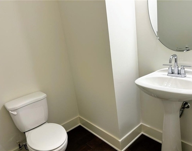5336 Brooklands Drive - Photo Thumbnail 20