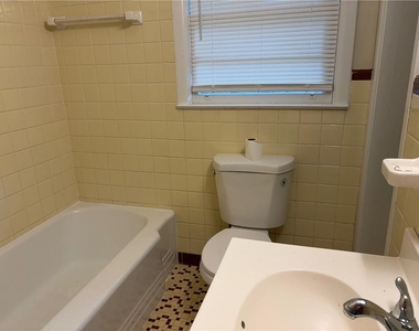 2064 Montrose Drive - Photo Thumbnail 8