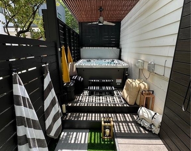 669 East Avenue Ne - Photo Thumbnail 27
