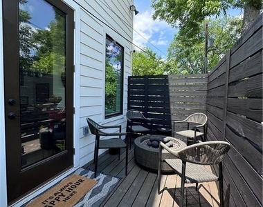 669 East Avenue Ne - Photo Thumbnail 26