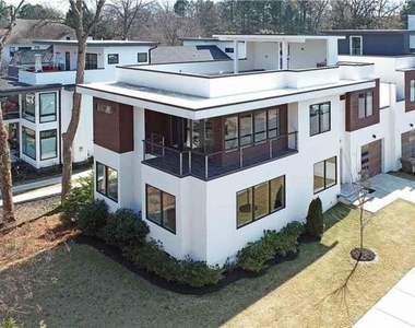 669 East Avenue Ne - Photo Thumbnail 29