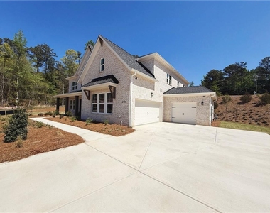 2450 Colliers Lane - Photo Thumbnail 2