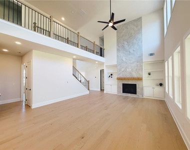 2450 Colliers Lane - Photo Thumbnail 34