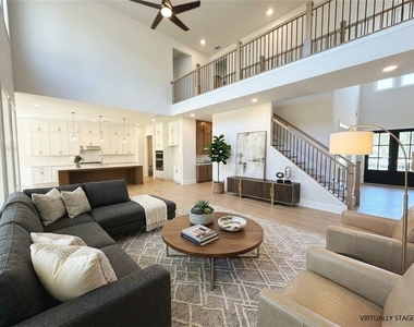 2450 Colliers Lane - Photo Thumbnail 16