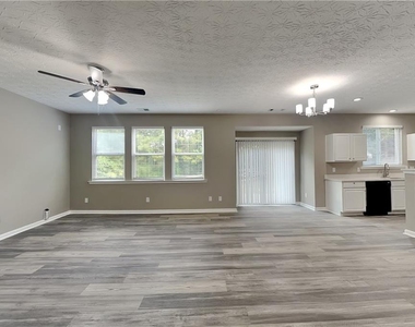 1517 Briarfield Way - Photo Thumbnail 4