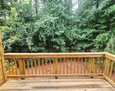 6596 Marlowe Glen Way - Photo Thumbnail 10