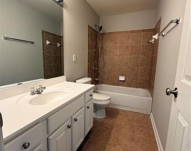 8930 Ruel Lane - Photo Thumbnail 11