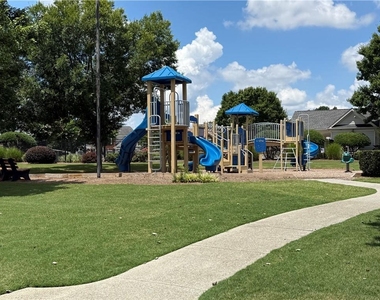8930 Ruel Lane - Photo Thumbnail 18