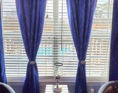 6980 Roswell Road - Photo Thumbnail 9