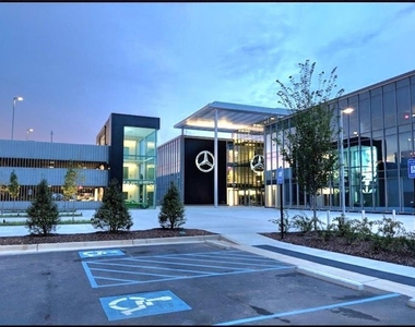 6980 Roswell Road - Photo Thumbnail 21