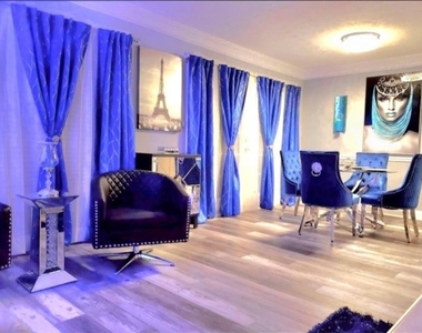 6980 Roswell Road - Photo Thumbnail 5