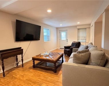 3082 Greenbrook Way Ne - Photo Thumbnail 12