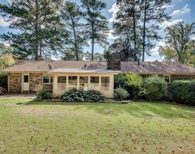 3082 Greenbrook Way Ne - Photo Thumbnail 17