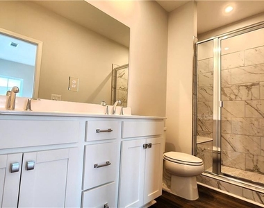 800 Cameron Trail - Photo Thumbnail 37
