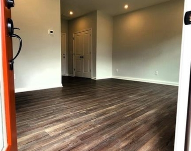 800 Cameron Trail - Photo Thumbnail 5