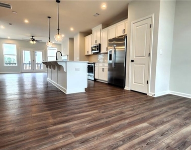 800 Cameron Trail - Photo Thumbnail 27